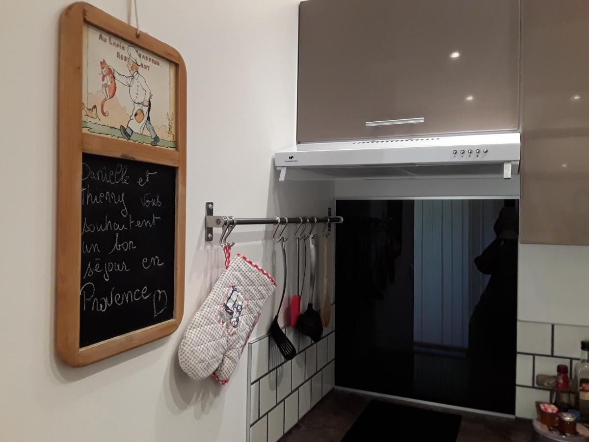 Yofanto Apartment Senas Ngoại thất bức ảnh