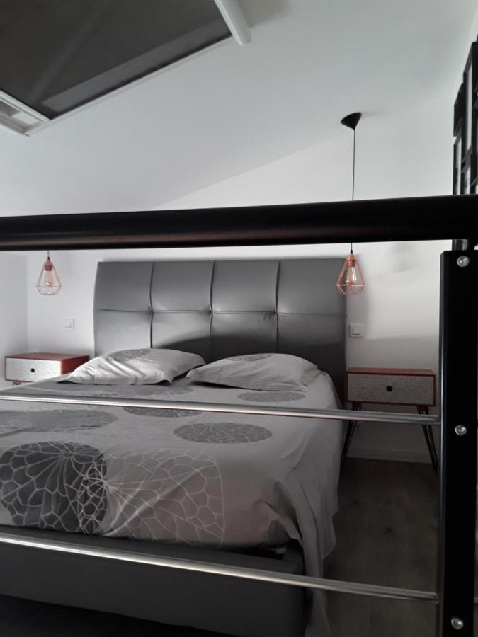 Yofanto Apartment Senas Ngoại thất bức ảnh
